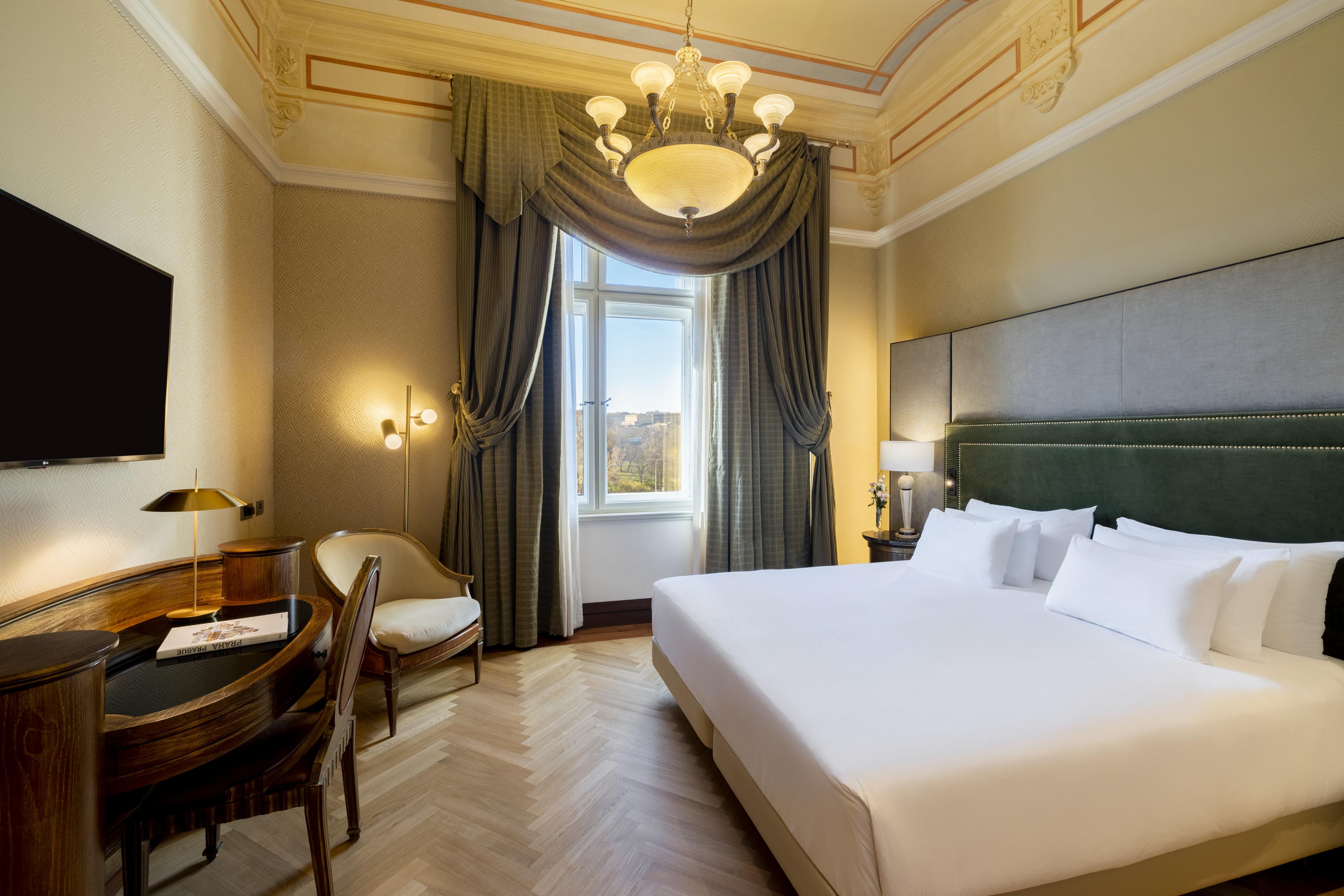 Hotel Nh Collection Prague Carlo IV Extérieur photo Deluxe room