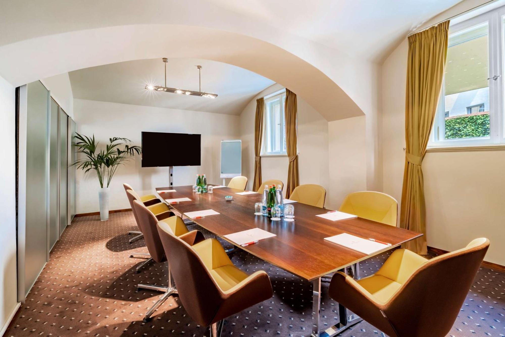 Hotel Nh Collection Prague Carlo IV Extérieur photo Meeting room