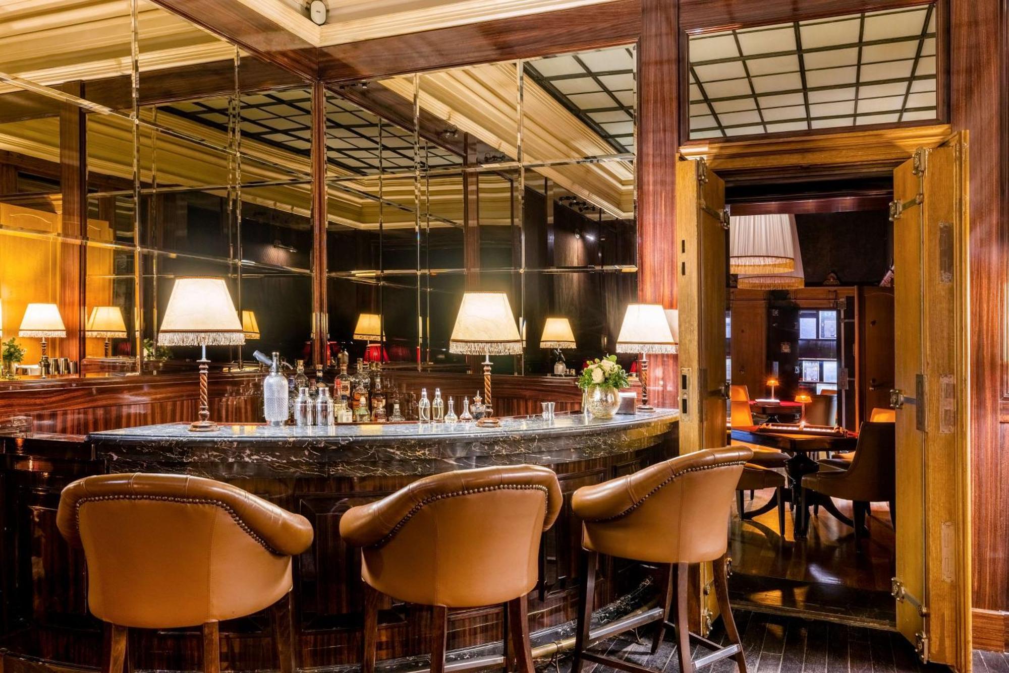 Hotel Nh Collection Prague Carlo IV Extérieur photo The bar at the Connaught