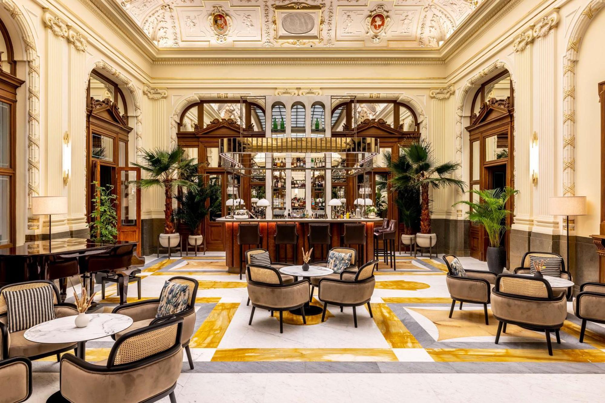 Hotel Nh Collection Prague Carlo IV Extérieur photo The lobby of the hotel