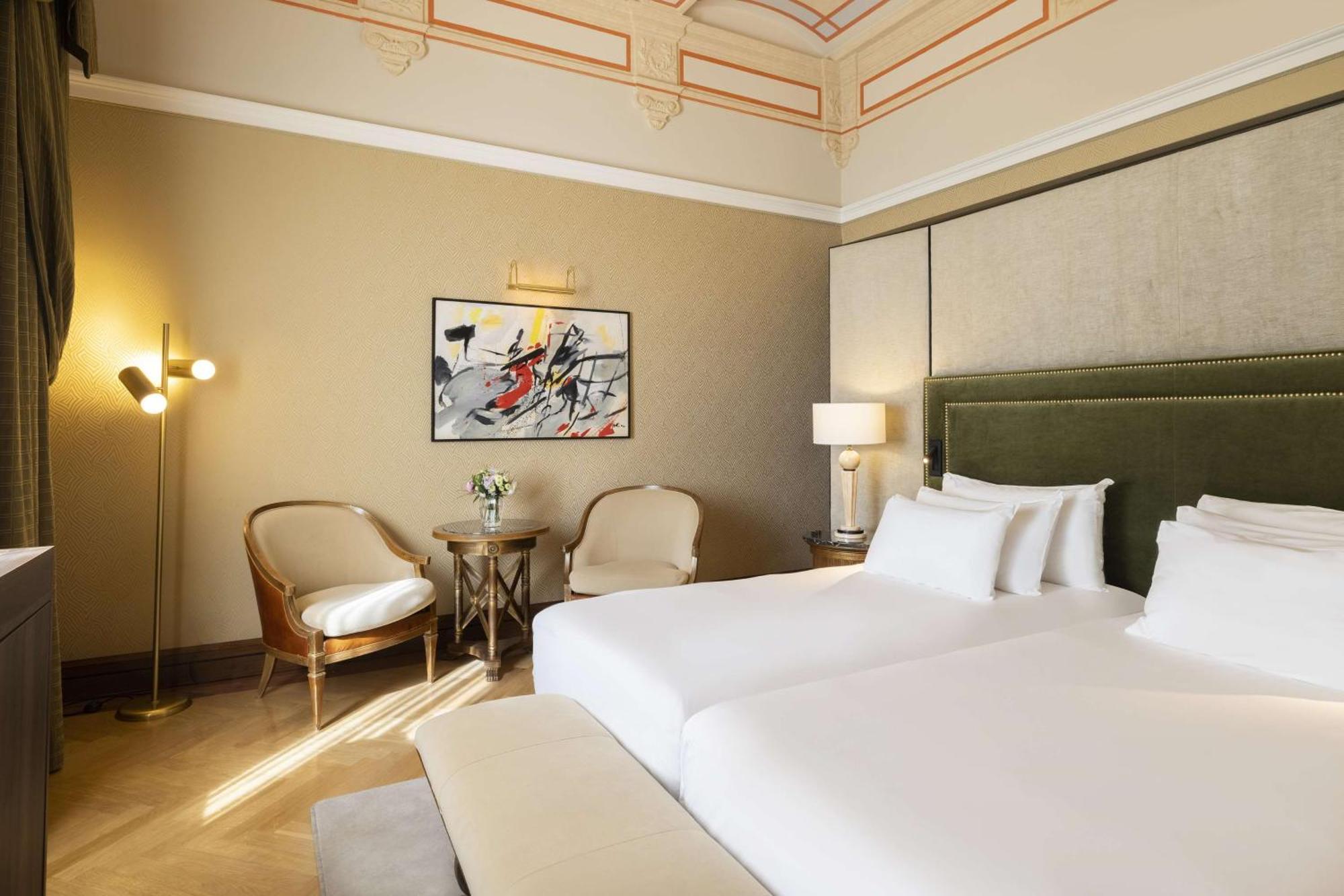 Hotel Nh Collection Prague Carlo IV Extérieur photo A room at the hotel