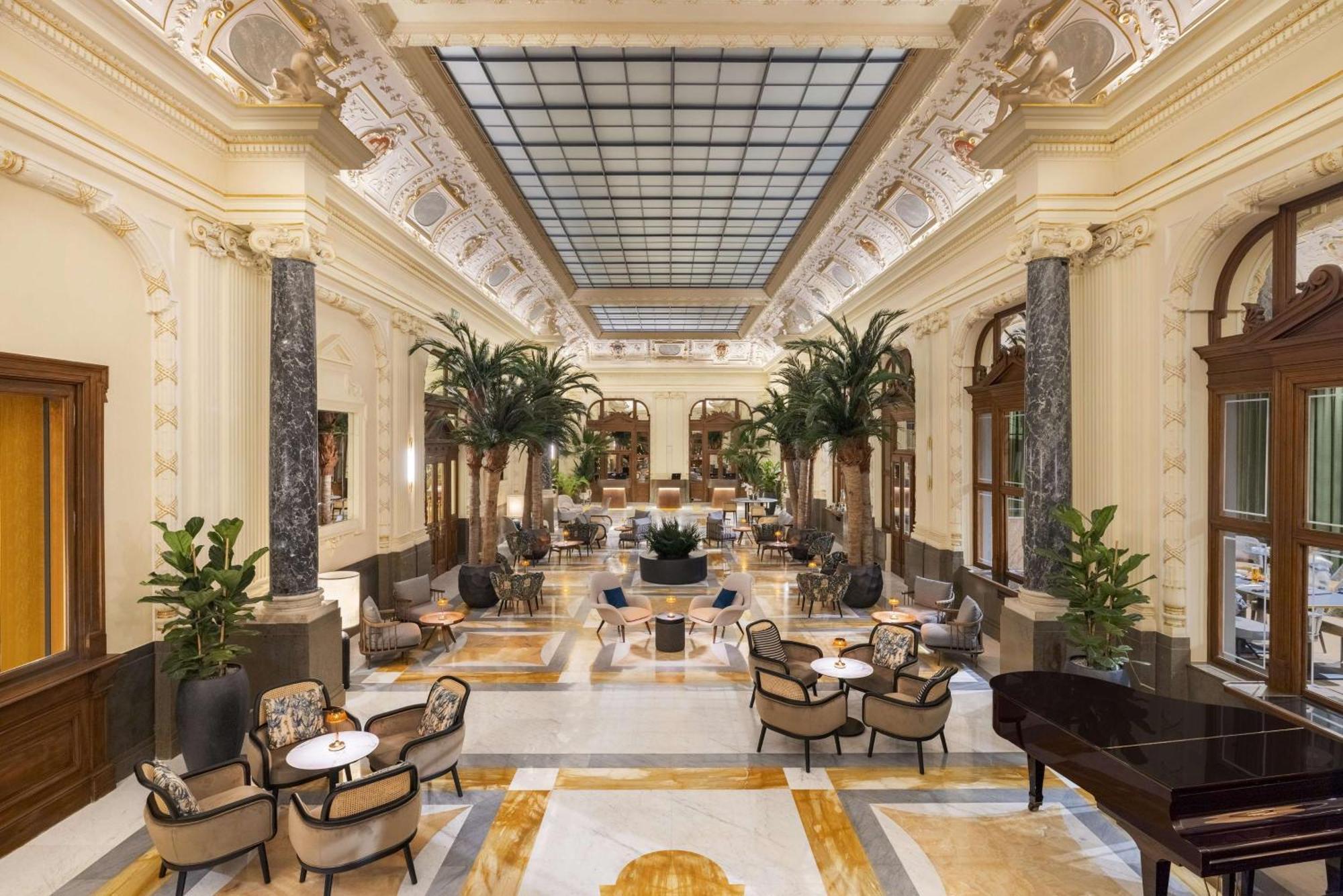 Hotel Nh Collection Prague Carlo IV Extérieur photo The lobby of the hotel