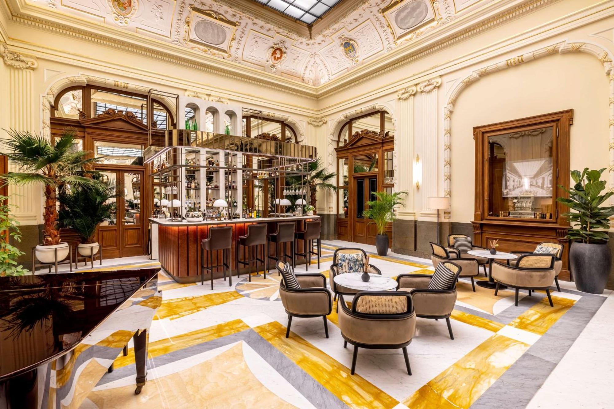 Hotel Nh Collection Prague Carlo IV Extérieur photo The renovated lobby