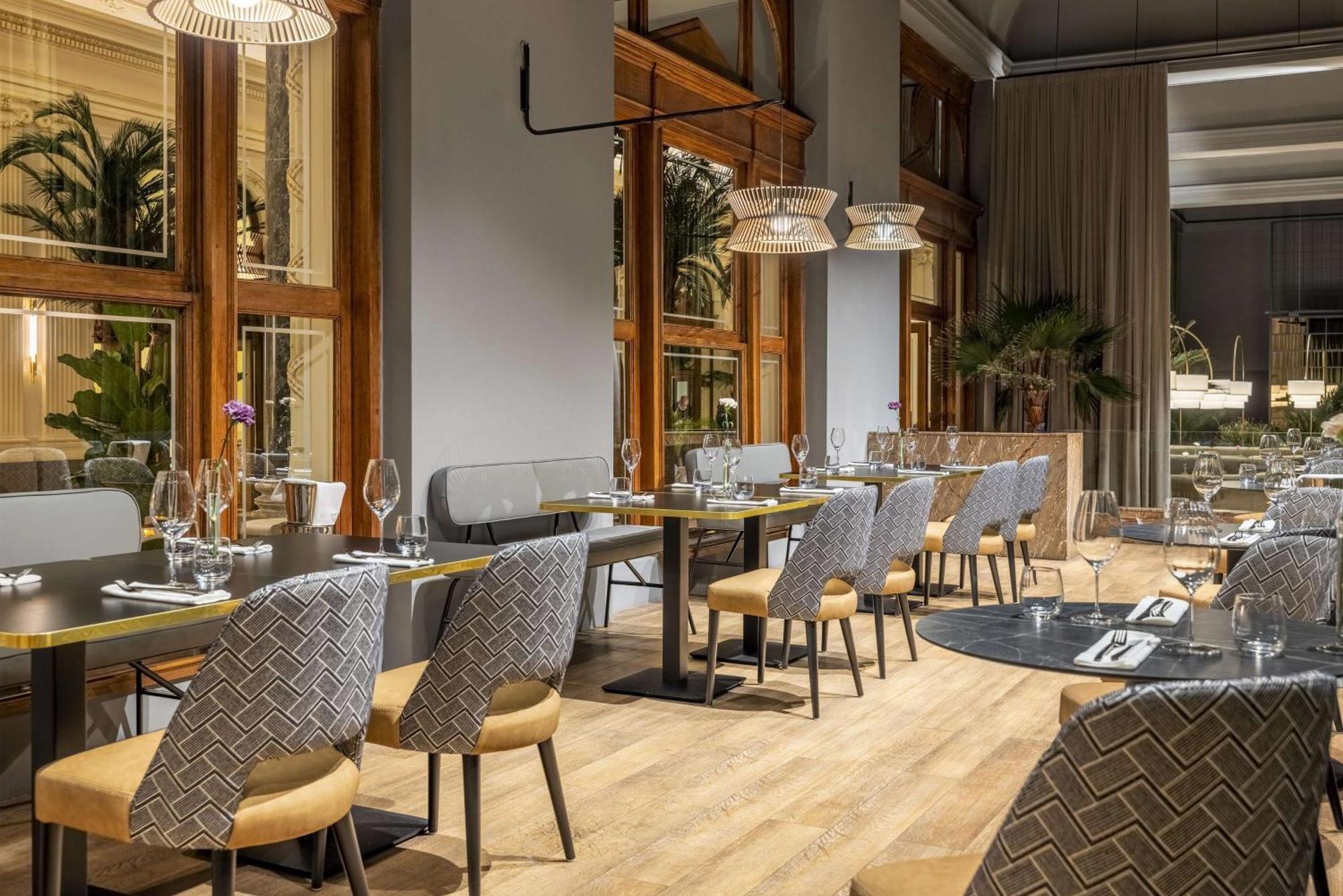 Hotel Nh Collection Prague Carlo IV Extérieur photo The restaurant